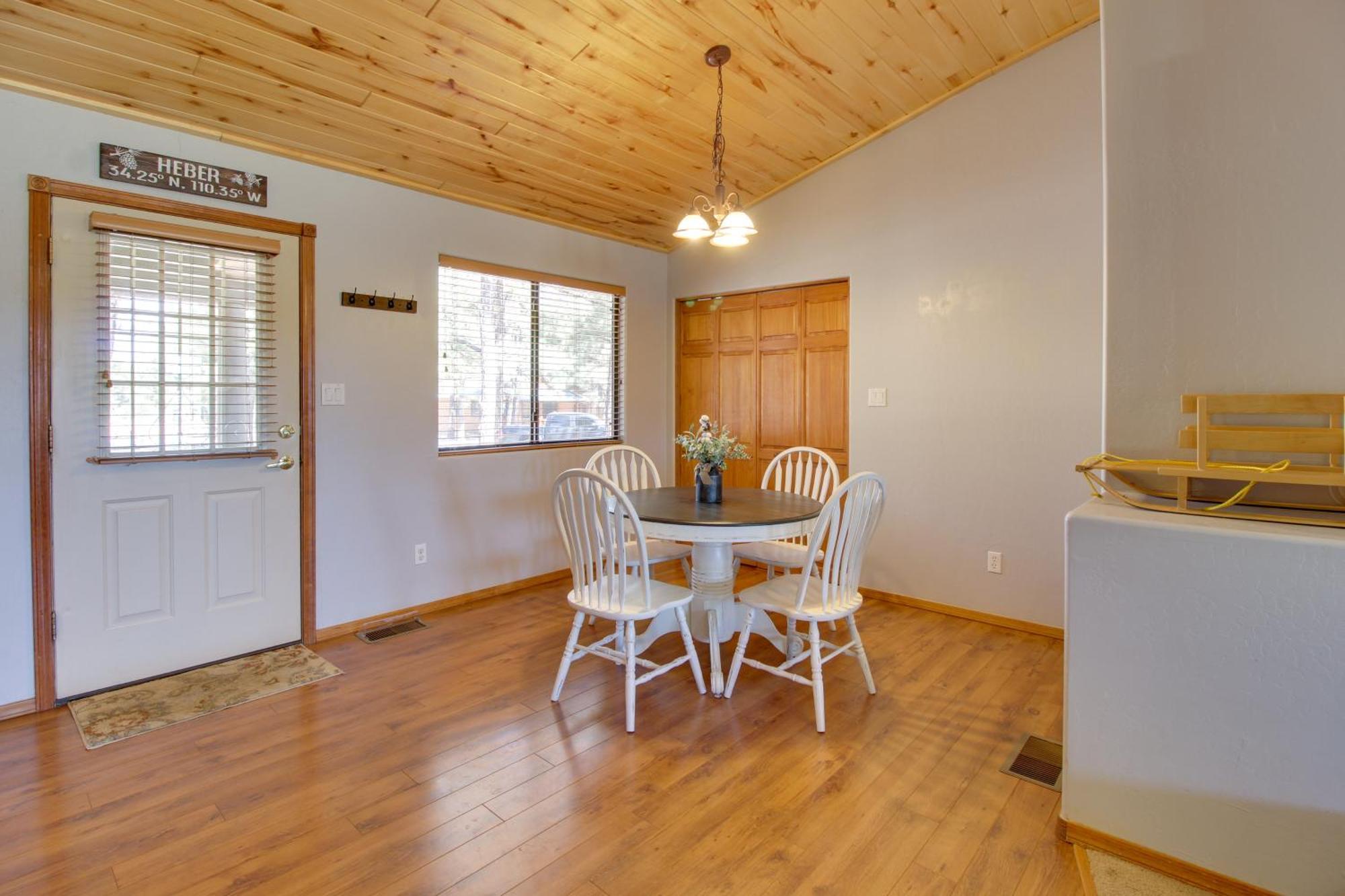 Overgaard Cabin Near Sitgreaves National Forest! Esterno foto