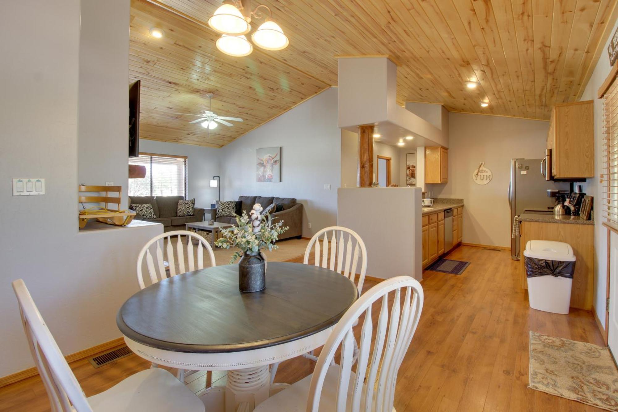 Overgaard Cabin Near Sitgreaves National Forest! Esterno foto